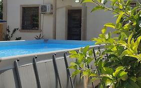 Cozy House in Bina, Bolluq